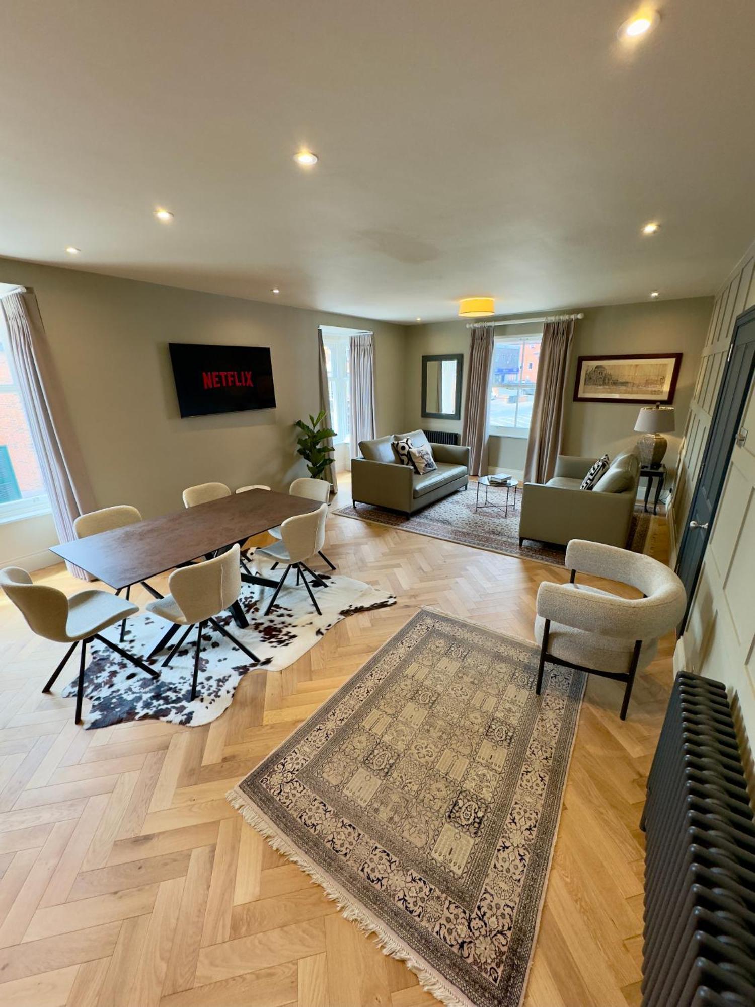 Romeo'S Arch High End Luxury In Centre Of Stratford With Parking Daire Dış mekan fotoğraf